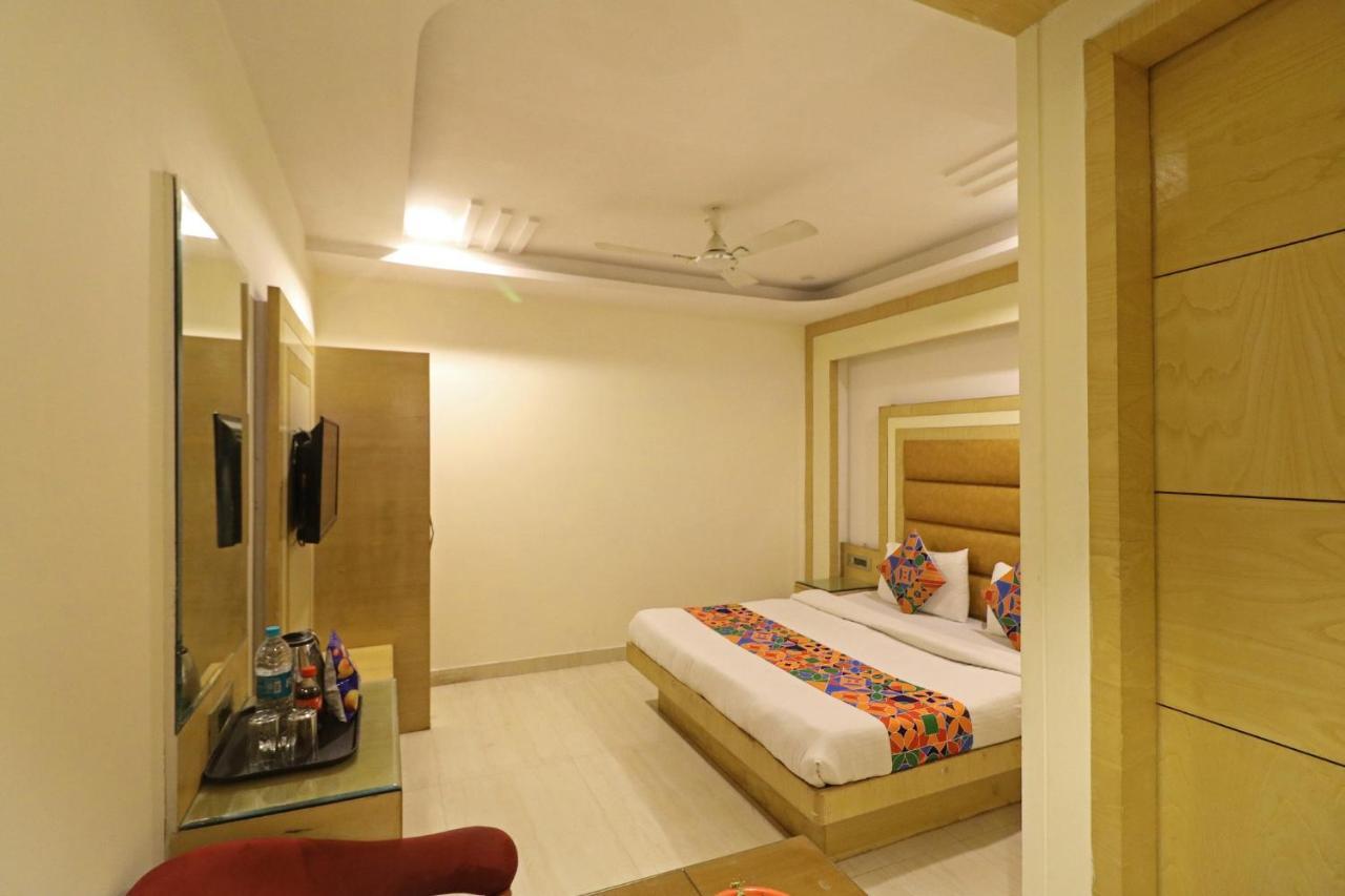 The Mohit Guest House - New Delhi Railway Station - Paharganj エクステリア 写真