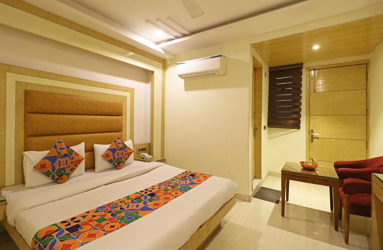 The Mohit Guest House - New Delhi Railway Station - Paharganj エクステリア 写真