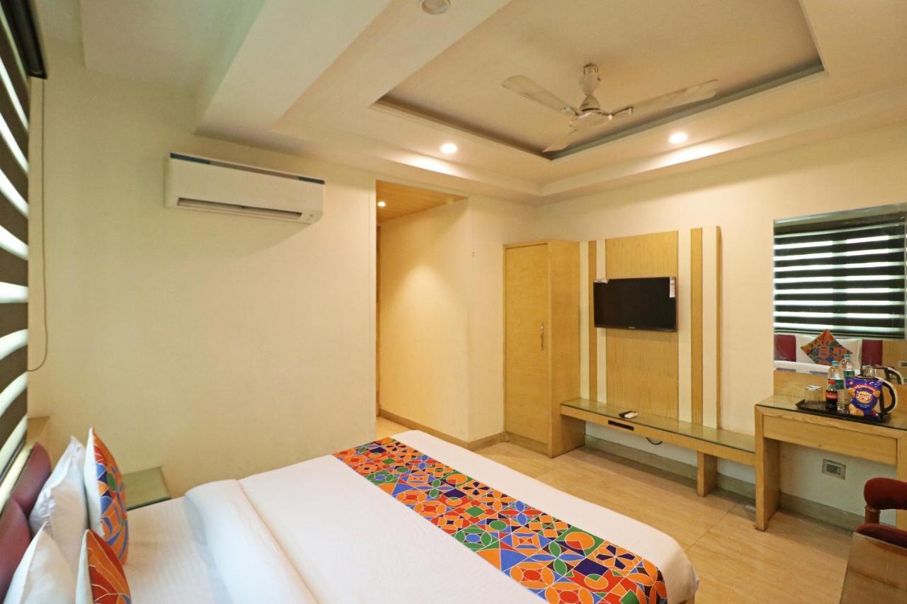 The Mohit Guest House - New Delhi Railway Station - Paharganj エクステリア 写真