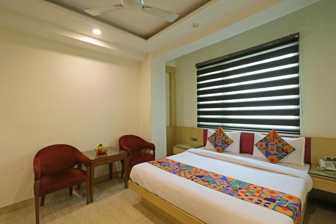 The Mohit Guest House - New Delhi Railway Station - Paharganj エクステリア 写真
